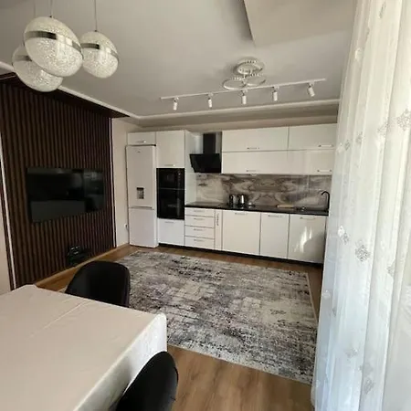 Luxury Flat-4 People-mladost Apartment *